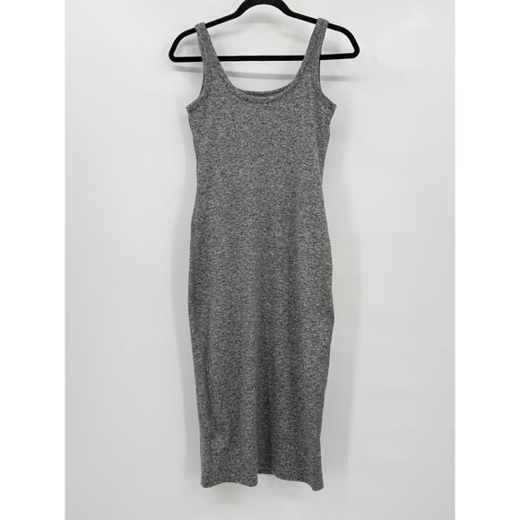 Vuori Halo Essential Tank Midi Dress Activewear Gray Built In Bra Size Small - Picture 8 of 11